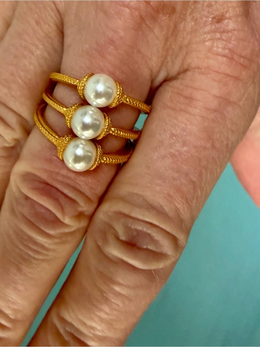 Julie Vos Gold Pearl Stackable Ring Set - White Pearls